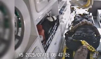 壯圍鄉疑維修屠宰場鐵皮屋頂  男子觸電2樓墜落送醫