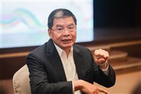 國泰金子公司高層異動　李長庚：集團調整運作架構
