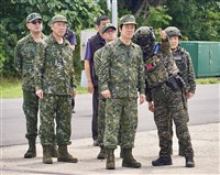 國安人士：總統視導是責任實踐　具鼓舞士氣正面效應