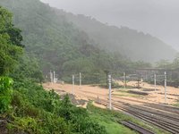 豪雨影響水淹軌道　台鐵南迴線暫不通