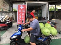 高雄「蔬果惜食專區」　批發市場NG蔬果做公益