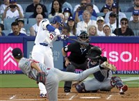 大谷翔平投3局失1分還開轟  道奇終止主場6連敗[影]