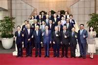 經發會顧問力挺　卓揆指示加速打造台灣亞洲那斯達克