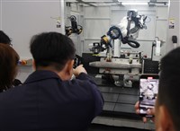 財部：機器人半導體商機看好 機械業出口添新動能
