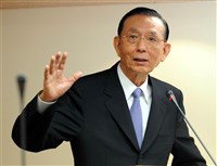 央行緬懷前財長邱正雄 如救火隊長領台灣度過金融危機