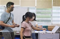 罷免激情過後　醫師：避免災難化思考 遠離煽動訊息