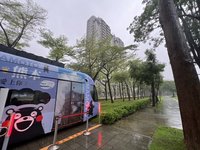 高雄捷運工程防汛準備  輕軌系統營運正常