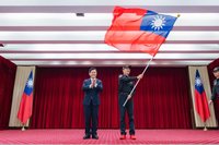 為亞洲拉力賽台灣代表隊授旗　林佳龍盼為國爭光