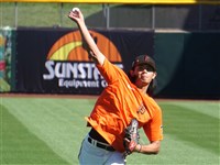 黃暐傑復健完若身體沒問題  葉總：對球隊幫助大