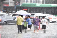 中國暴雨不斷　官方對7個省區發布洪水警戒