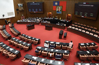 邀政院報告立委唱空城　韓國瑜喊停會議要朝野找人