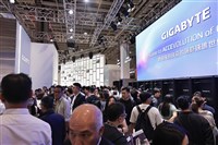 技嘉上半年每股賺9.2元寫同期次高　全年雙位數成長