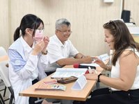 3韓國網紅體驗台中感性魅力　觀光公車外語嘛ㄟ通