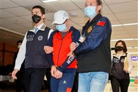 證券詐欺操縱股價共21罪 二審重判黃文烈30年