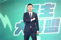 李問：國家充滿挑戰時刻　願能貢獻一己之力