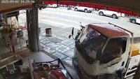 幫女友出氣開小貨車衝撞花蓮店家  警逮捕送辦