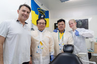 烏克蘭前線蛀牙嚴重　台灣牙醫義診一週看百人