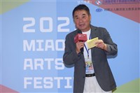 財產申報　鍾東錦存款3億餘元土地破百筆