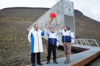 中央大學赴北極引燃全大運聖火　傳遞無懼永續精神