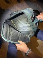 新北華中橋下騎士遭行李箱砸頭　警方調監視器追查
