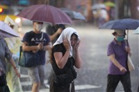 桃園以南今防午後大雨  颱風樺加沙21至23日影響台灣最明顯