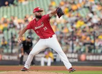 艾璞樂7局好投、李凱威單場4安　龍隊3連勝