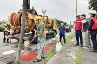 颱風樺加沙來襲　高雄山區撤1835人、陳其邁視察防汛