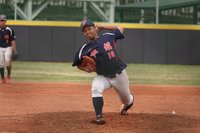 桃園盃高一胡冠威1球解滿壘危機　助平鎮A晉4強