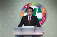 林右昌：民眾黨主席涉跟拍政治醜聞　真的太離譜