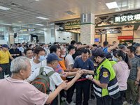 連假結束數百旅客滯留金門　客輪加班機投入疏運