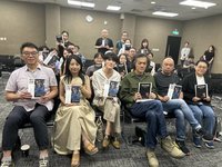 「零日攻擊」劇本小說發行　羅景壬盼預言不會發生