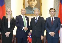 接見英保守黨訪團　韓國瑜盼促成台英經貿大幅成長