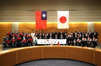中常委質疑黨內訪日頻繁　朱立倫：友日立場堅定