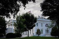 美政府關門恐持續到下週　白宮：裁員將是不幸後果