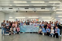 泰國台商團國慶返台　劉建國接機感謝維護主權尊嚴