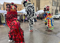 加拿大曼省溫尼伯僑社雨中升旗慶雙十  展現凝聚力