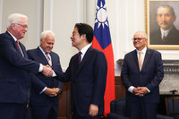 賴總統：讓台灣成為友盟國家可信賴的安全合作夥伴