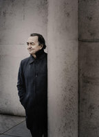 法國鋼琴名家艾馬爾來台　拳頭敲鍵展現前衛技巧