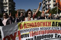 希臘10月兩度大罷工　抗議政府推每日工時可延長至13小時