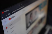 全球用戶哀號　YouTube當機後恢復服務