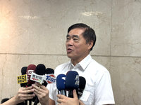 郝龍斌致電恭賀鄭麗文當選　盼國民黨放下紛擾團結