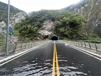 立霧溪燕子口堰塞湖紅色警戒　大天祥地區等20日停班停課