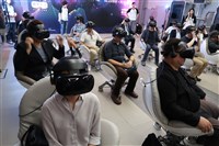 研調估2030年OLEDoS在VR、MR滲透率增至58%