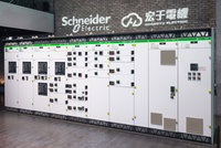 法商施耐德攜宏于電機推配電盤　助台灣電力基建升級