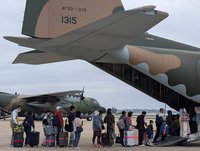 中轉金門返台旅客滯留機場　軍機投入2架次疏運