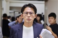 黃國昌：不贊成回到年改前狀態　下週說明民眾黨態度