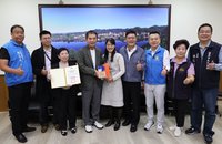 無懼凶嫌刀下搶人　苗栗隨機傷人案護童女師獲表揚