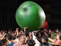 紙風車藝術工程　大同國小校友贊助學弟妹免費看戲