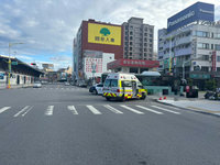 花蓮男子走行穿道遭公車撞上　傷重送醫