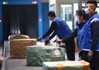 傳中國電商肉製品直送台灣　財部：包裹全數經X光查驗